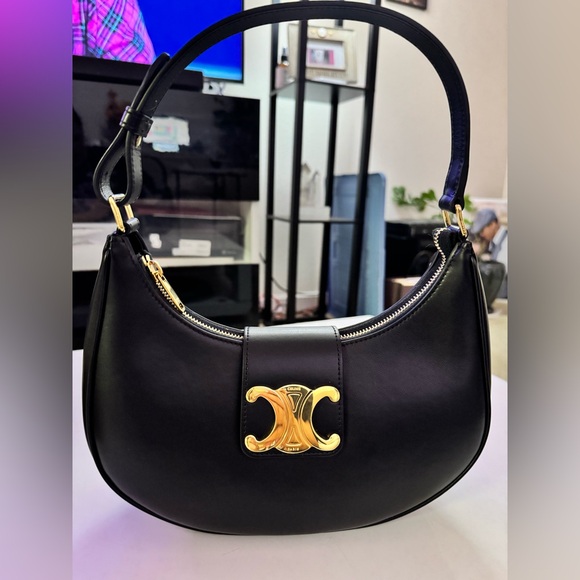 CELINE Black Medium Ava Triomphe - Picture 1 of 17